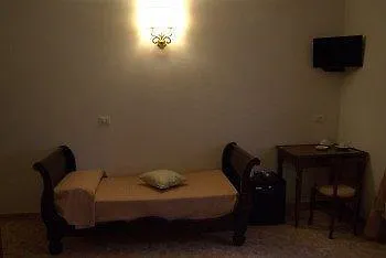 Nocleg ze śniadaniem Lady Rose 2*